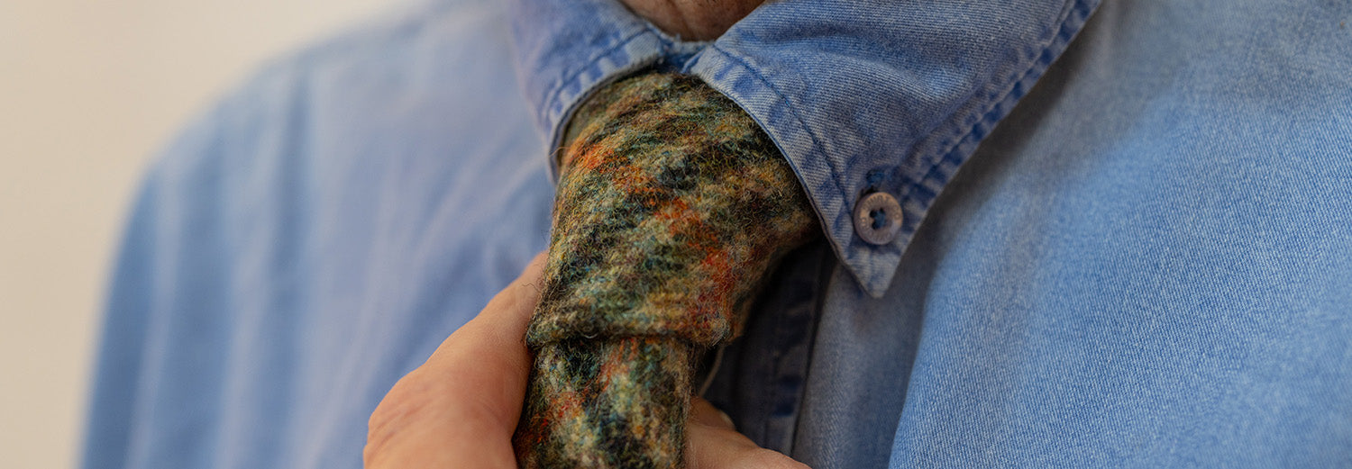 グリーングローブウェーバー ツィード ネクタイ イメージ写真