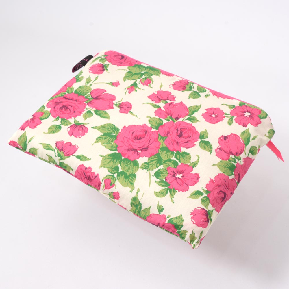 アリスキャロライン リバティ タナローン ミディアムフラットポーチ 小物入れ