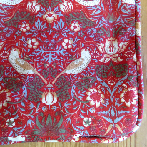 ウィリアムモリス パイピングクッションカバー Strawberry Thief Red いちご泥棒