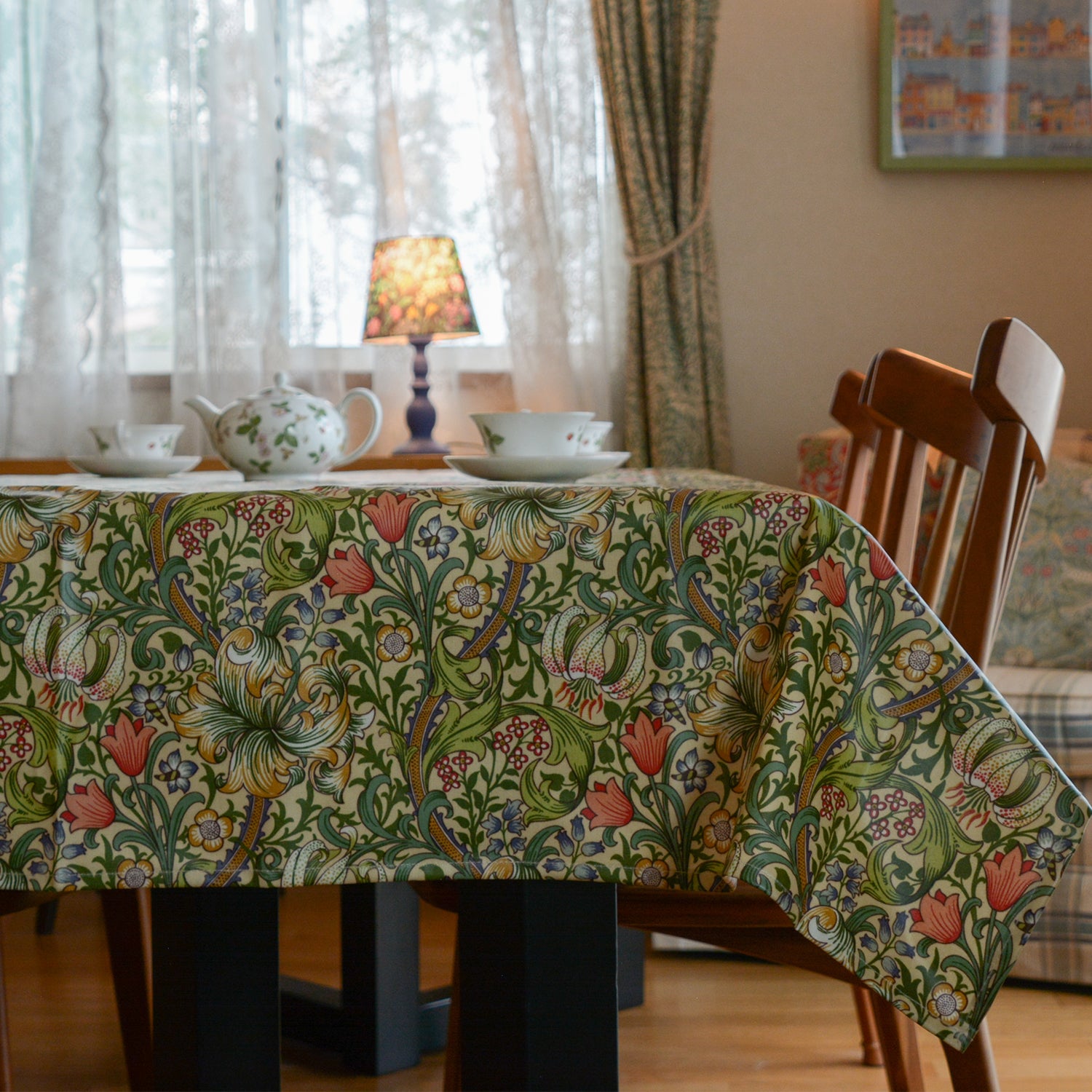 ウィリアムモリス サンダーソン PVC テーブルクロス 円形 正方形 Golden Lily ゴールデンリリー ユリ LCTBCSNPV96