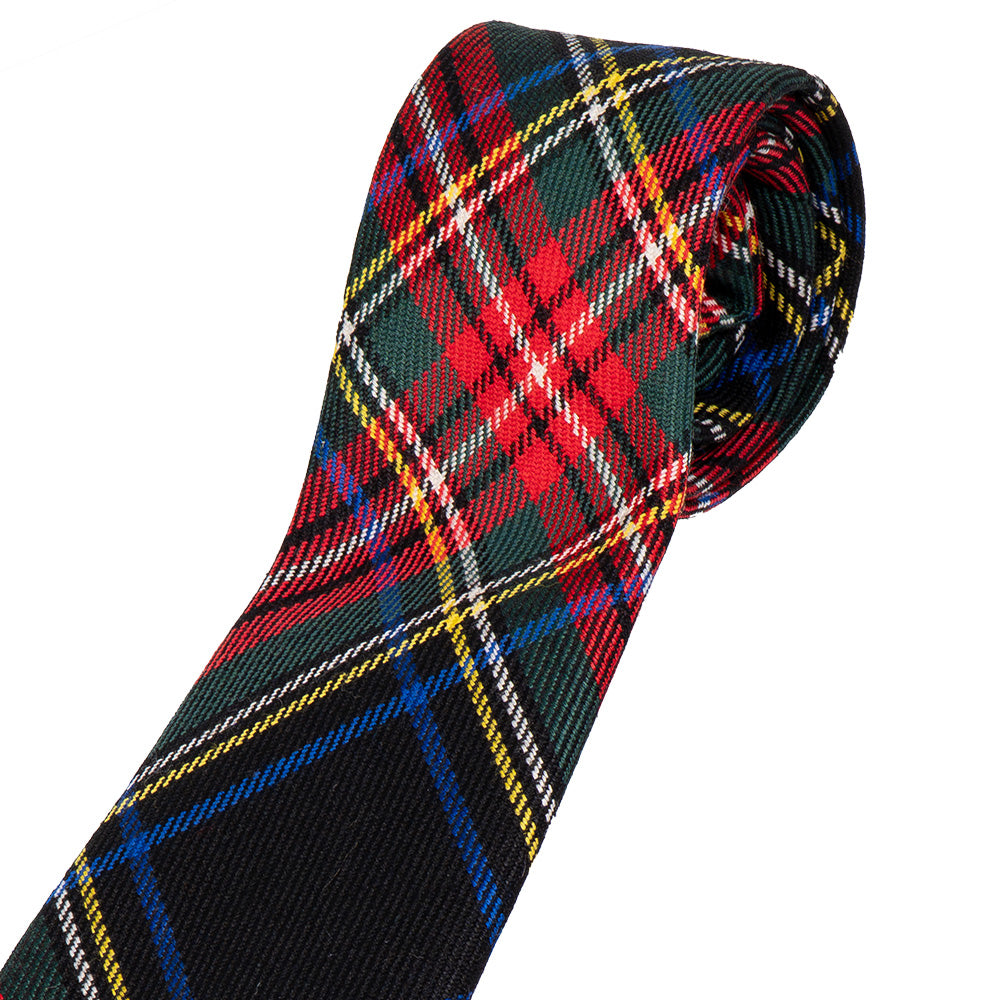 GREEN GROVE　Royal Stewart Black　タータンチェック ネクタイです