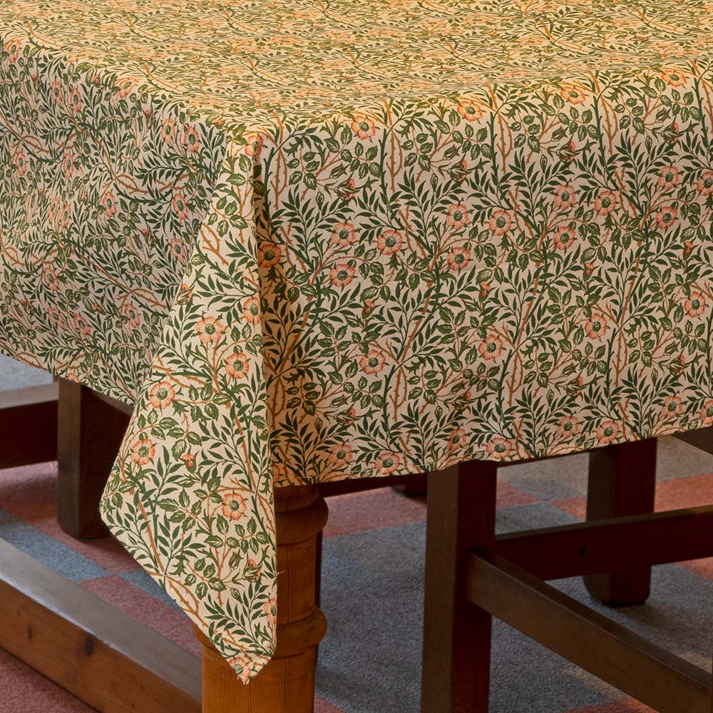 ウィリアム・モリス（William Morris）のコットンテーブルクロス。sweet briar（スイートブライアー）の柄の画像。複数サイズの商品で使用される共通画像。