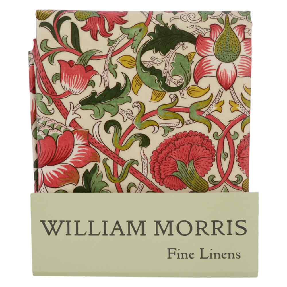 ウィリアム・モリス（William Morris）のPVCテーブルクロス、長方形132×228cm、Lodden（ロデン）。植物模様のデザイン。品番LCTBCSNPVR22889